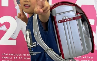 男の子に人気の赤やシルバーのランドセル！後悔しないデザインと選び方のポイント