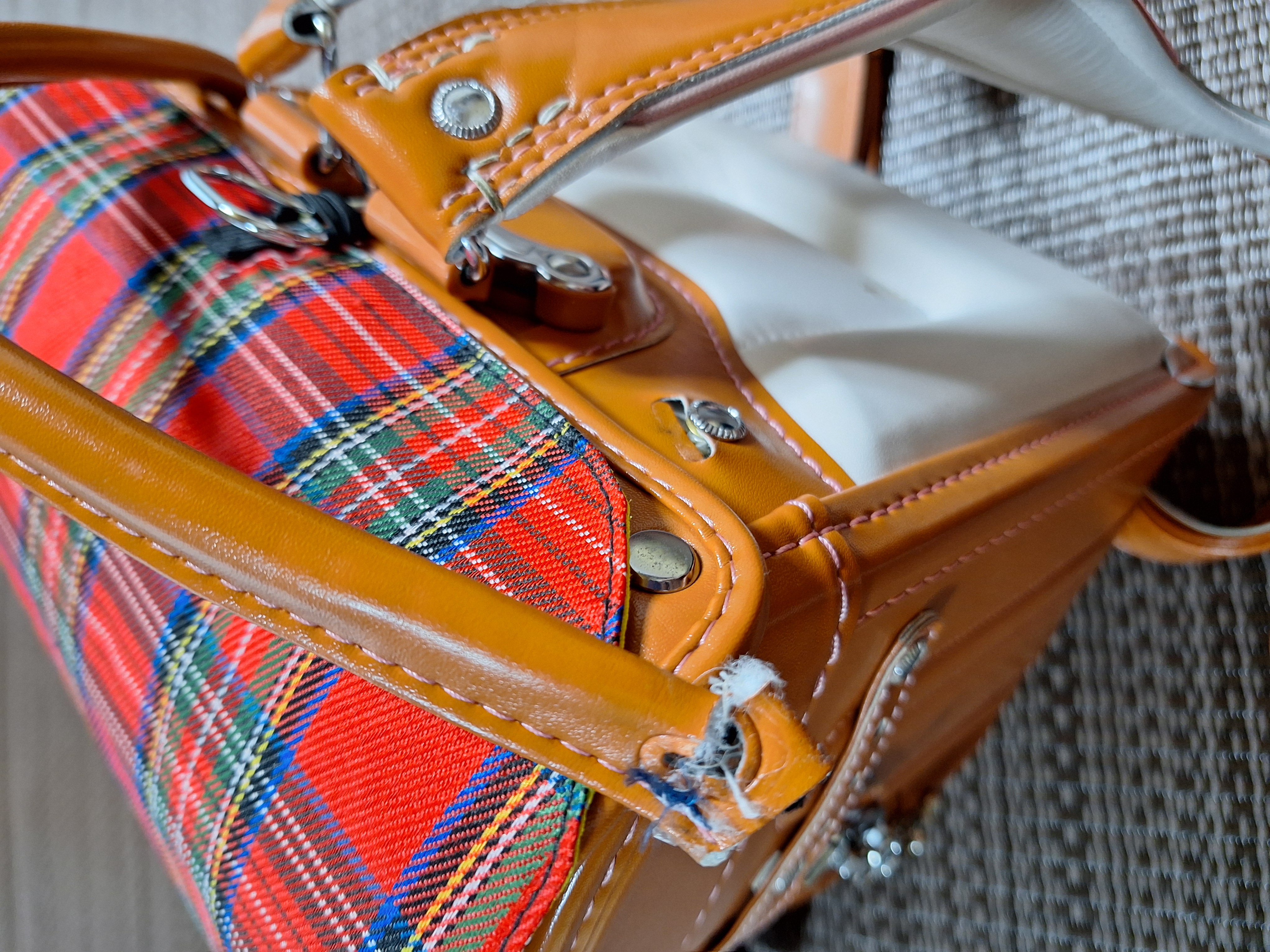 ランドセル選びで大事なこと色の選び方とその影響