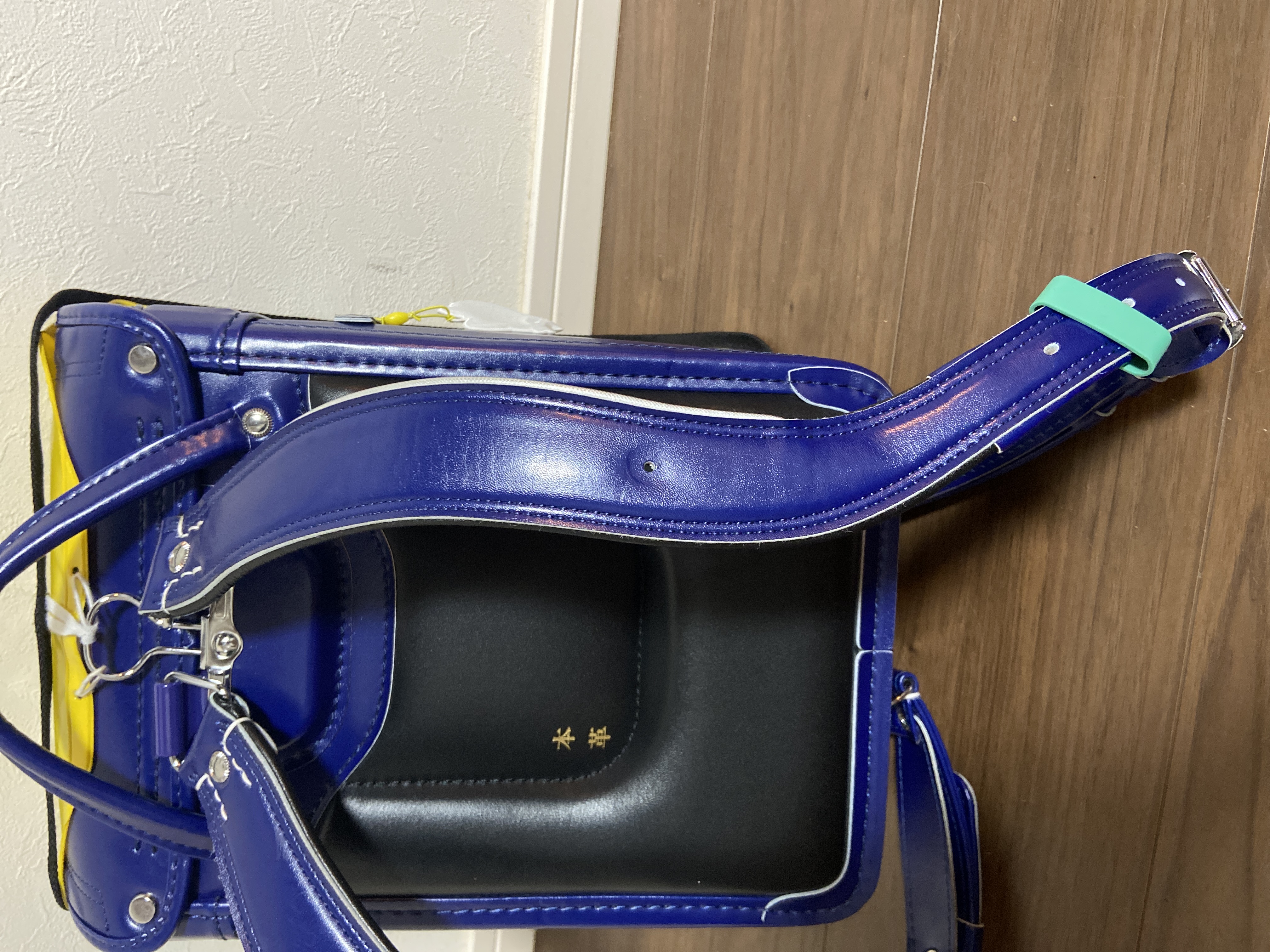 防犯ブザーも反射材も！安全なランドセルの選び方